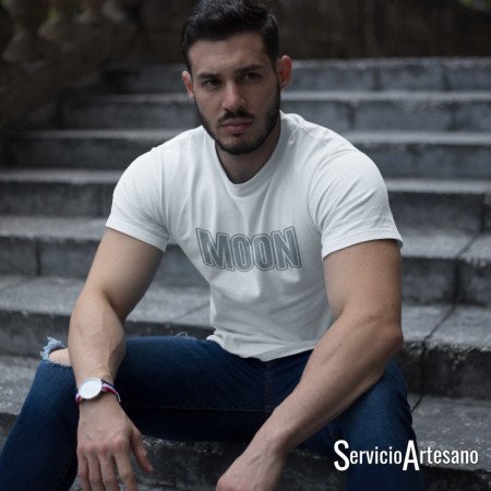 Camiseta Blanca MOON | Clásica & Sofisticada - Servicioartesano Camiseta Blanca MOON | Clásica & Sofisticada - Servicioartesano