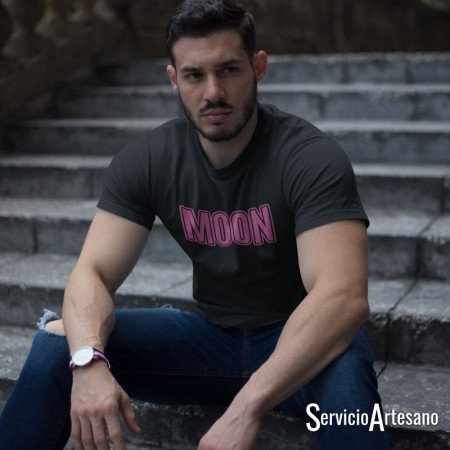amiseta Negra MOON | Vibrante & Elegante - Servicioartesano