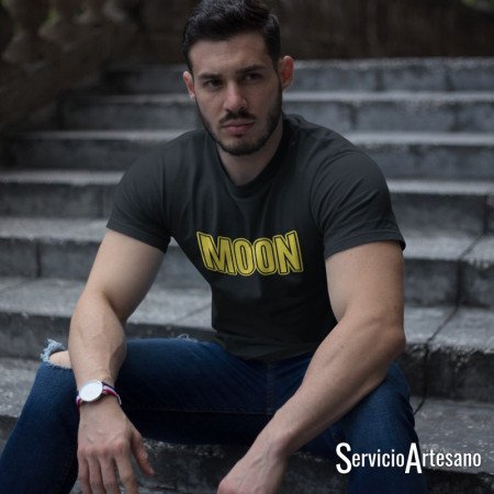 amiseta Negra MOON | Vibrante & Elegante - Servicioartesano amiseta Negra MOON | Vibrante & Elegante - Servicioartesano